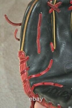 11 Wilson A2000 Infield Baseball Glove A2002 LHT