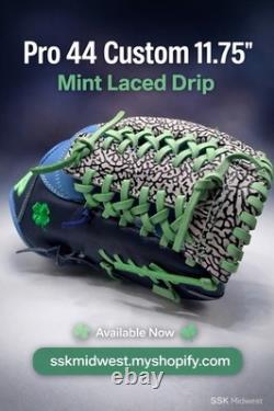 44 Pro Baseball Glove RHT 11.75 Custom Leather Signature Series Infield