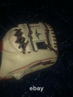 All-Star infield baseball glove 11.5 right handed throw