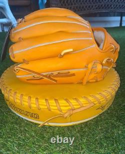 Atoms APL-UR10 (Professional Line) 11.5 Infield Glove (Made in Japan)