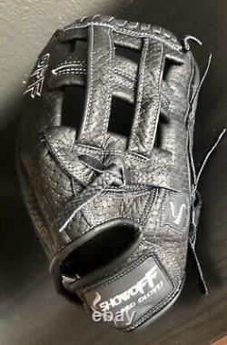 Black Outfield Baseball/softball Glove Size 12.75 Showoff Baseball Professional