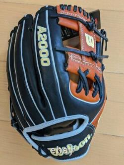 GRS-2018-87 Wilson RHT A2000 Pro Infield Baseball Glove 11.75 Inch