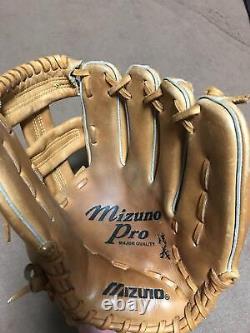 Mizuno Pro Baseball Glove infielder Created by Nobuyoshi Tsubota M mark Cork