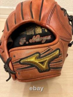 Mizuno Pro Custom-Made Hardball Glove for Infielders, Includes Dedicated Bag