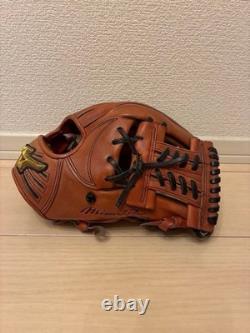 Mizuno Pro Custom-Made Hardball Glove for Infielders, Includes Dedicated Bag