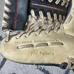 NICE Player Preferred Rawlings PROS205-4 11.75 Baseball Glove Mitt RH Infielder