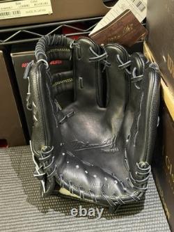 NWTs Wilson Staff RH WTAHWTDST Infield Baseball Glove 11.5 New break in started