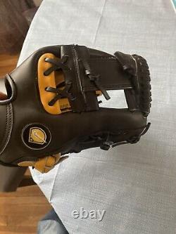 Nike Dri Fit PRO GOLD GLOVE 1175 Right Hand Throw