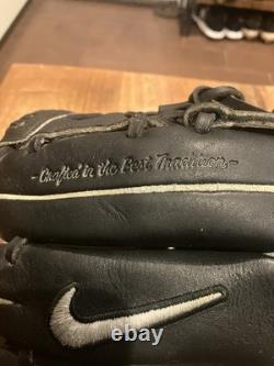 Nike Pro Tradition 1201 Pitchers Glove 12 Inch Righty Throw