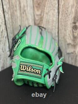 Rare Japanese Wilson Staff 11.75 LHT pitcher/infield baseball glove Wilson bear