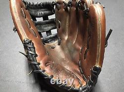 Rawlings Heart of the Hide Pro200-6T 11 1/2 Inch Infielder Baseball Glove