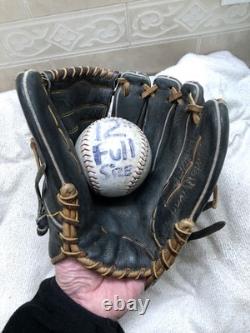 Rawlings PRO1175DC Heart Of The Hide 11.75 Baseball Infielder Glove Right? Thro