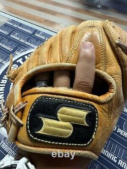 SSK GT-215 Professional Pro Elite Leather 11.75 Infield/Utility Baseball Glove