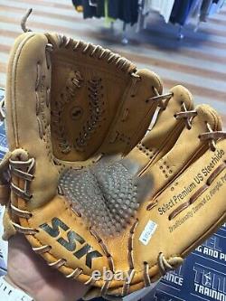 SSK GT-215 Professional Pro Elite Leather 11.75 Infield/Utility Baseball Glove