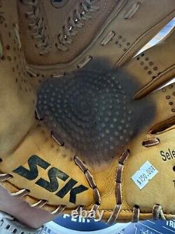 SSK GT-215 Professional Pro Elite Leather 11.75 Infield/Utility Baseball Glove