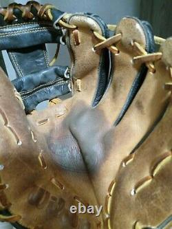 WILSON A2000 1788 11.25 PRO STOCK Baseball Glove RHT Black Brown