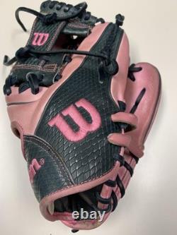 Wilson A2000 1786 11.5 Infield Baseball Glove Pink Black Pro Stock Leather Adult Wilson A2000 1786 11.5 Infield Baseball Glove Pink Black Pro Stock Leather Adult