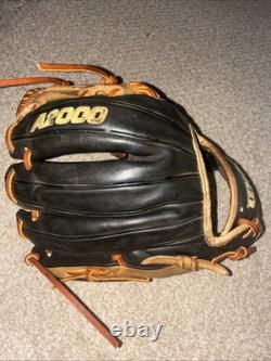 Wilson A2000 1786 11.5 Infield Baseball Glove Pro Stock Right Hand Throw