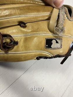 Wilson A2000 1786 Pro-Stock Brown and Tan 11.5 inch RHT Baseball Glove Nice