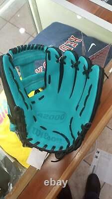 Wilson A2000 1786SS 11.5 Infield Baseball Glove Black/Teal Right Hand Throw