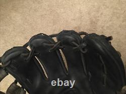 Wilson A2000 1788 Pro Stock 11 Infield Baseball Glove