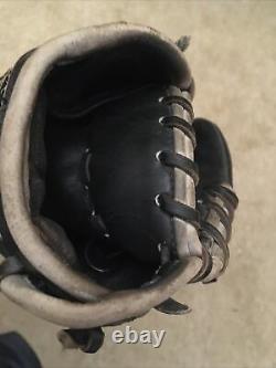 Wilson A2000 1788 Pro Stock 11 Infield Baseball Glove