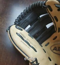 Wilson A2000 G4 Pro-Stock Right-Handed Throw (RHT) 11 Baseball Infield Glove