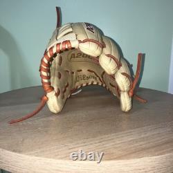 Wilson A2000 Leather Baseball Glove Pro Stock PP05 11.5 Right Hand Throw Infield