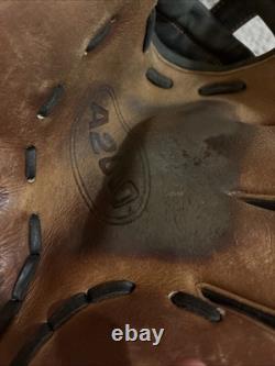 Wilson A2000 PP05 11.5 Baseball Glove Pro Stock Leather Right Hand Thrower