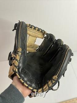 Wilson A2000 Pro Stock 1786 RHT Infielder 11.5 baseball black tan glove
