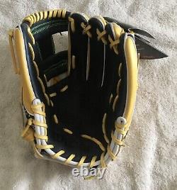 Wilson A2000 Pro Stock LE Savannah Bananas 11.5 Infield Glove RH Throw NWT