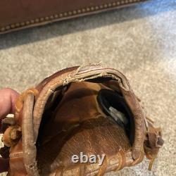 Wilson A2000 Pro Stock Leather Baseball Glove 11.5 Infield