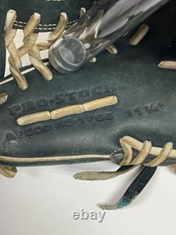 Wilson A2000 RHT Model 1788 Pro Stock Infield Glove Black / Grey 11.25