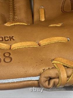 Wilson Pro Stock A2000 1788 Infield Glove WTA2034 Right