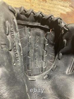 Wilson The A2000 L Mens Infielder/Pitcher Pro-Stock Baseball Glove Right Throw