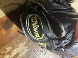 Wilson The A2000 L Mens Infielder/Pitcher Pro-Stock Baseball Glove Right Throw