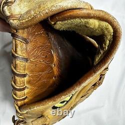 Wilson The A2000-L RHT Dual Hinge Glove Japan Snap Pro Stock Infielders Mitt