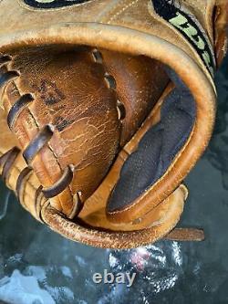 Wilson a2000 11 Pro Stock Infield Baseball Softball glove mitt