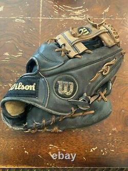 Wilson a2000 infield baseball glove (pro stock)