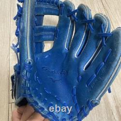 Gant de baseball Mizuno Global Elite bleu pour infield, balle en caoutchouc souple utilisée