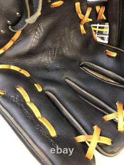 Gant de baseball Mizuno Pro en cuir Kip Mizuno Pro pour les joueurs de champ intérieur de la balle dure.