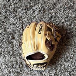 Gant de baseball Wilson A2000 1786 Pro Stock de 11,5 pouces pour joueur de champ intérieur. Jamais utilisé en match.