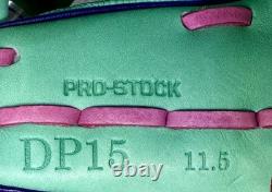 Gant de baseball Wilson A2000 DP15SS 11,5 pouces pour infield saison automnale 2025 WBW103461115