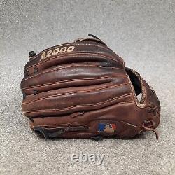 Gant de baseball Wilson A2000 Pro Stock Infield Pitcher 11.75 RHT RH Marron