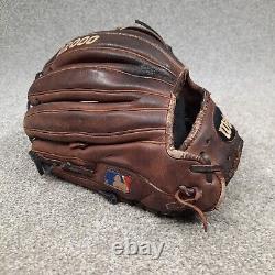 Gant de baseball Wilson A2000 Pro Stock Infield Pitcher 11.75 RHT RH Marron