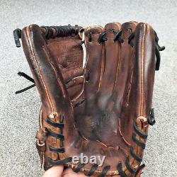 Gant de baseball Wilson A2000 Pro Stock Infield Pitcher 11.75 RHT RH Marron