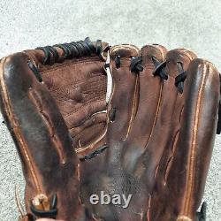 Gant de baseball Wilson A2000 Pro Stock Infield Pitcher 11.75 RHT RH Marron