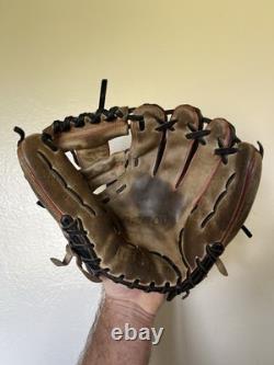 Gant de baseball d'intérieur Wilson A2000 1788 11,25 en cuir Pro Stock déjà rodé