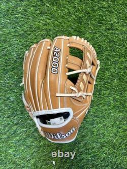 Gant de baseball de champ intérieur Wilson A2000 1716 de 11,5 pouces pour droitier, coloris fauve/blond Gant de baseball de champ intérieur Wilson A2000 1716 de 11,5 pouces pour droitier, coloris fauve/blond