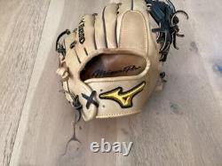 Gant de joueur de champ intérieur Mizuno Pro I web blond de 11,5 pouces, non utilisé en match et pas entièrement rodé